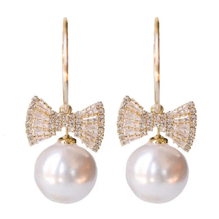 Bow Tie Pearl Earring